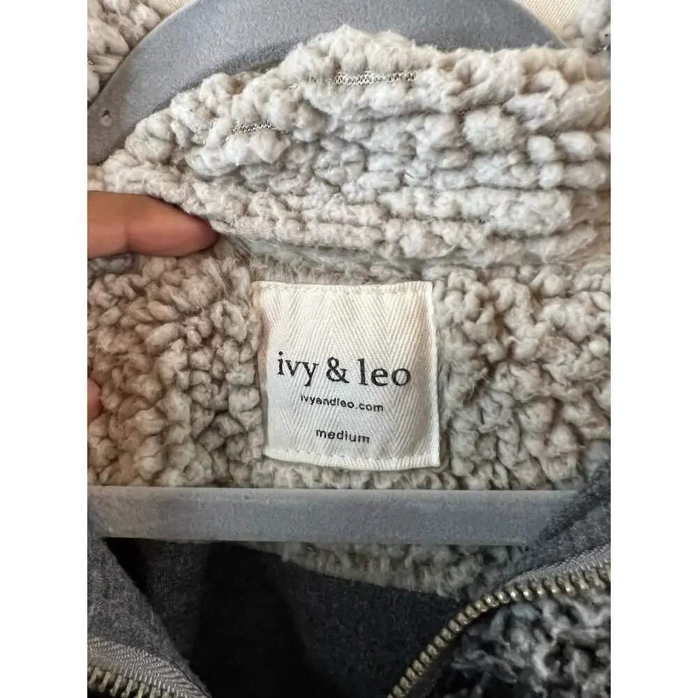 Ivy and Leo Grey Fleece Women's Pullover Sweater M - Picture 3 of 4